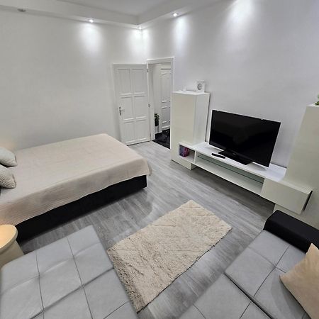 Martina Apartman 베케슈처버 외부 사진